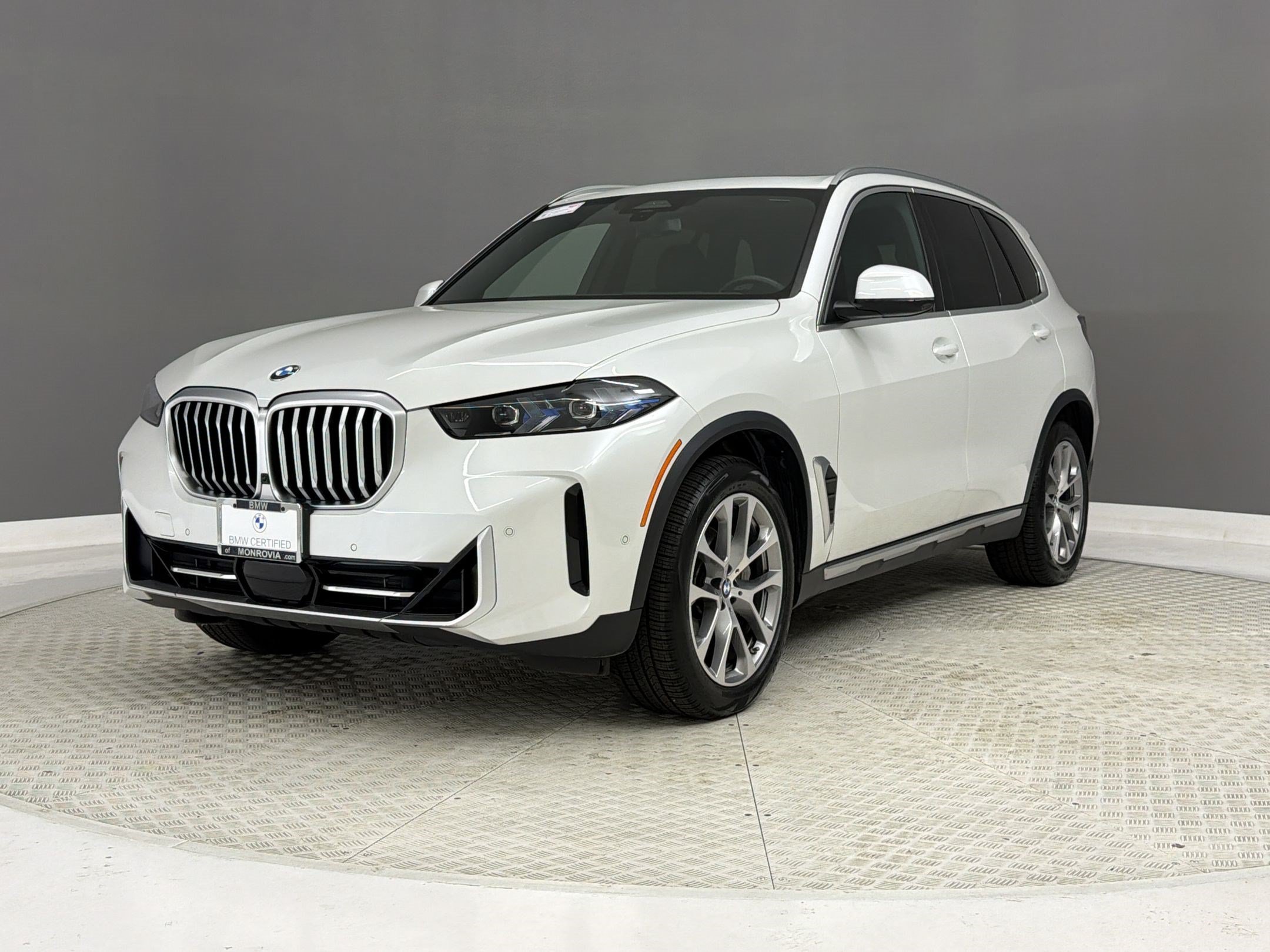 Certified 2024 BMW X5 xDrive40i w/ Premium Package AWD/4WD image 34