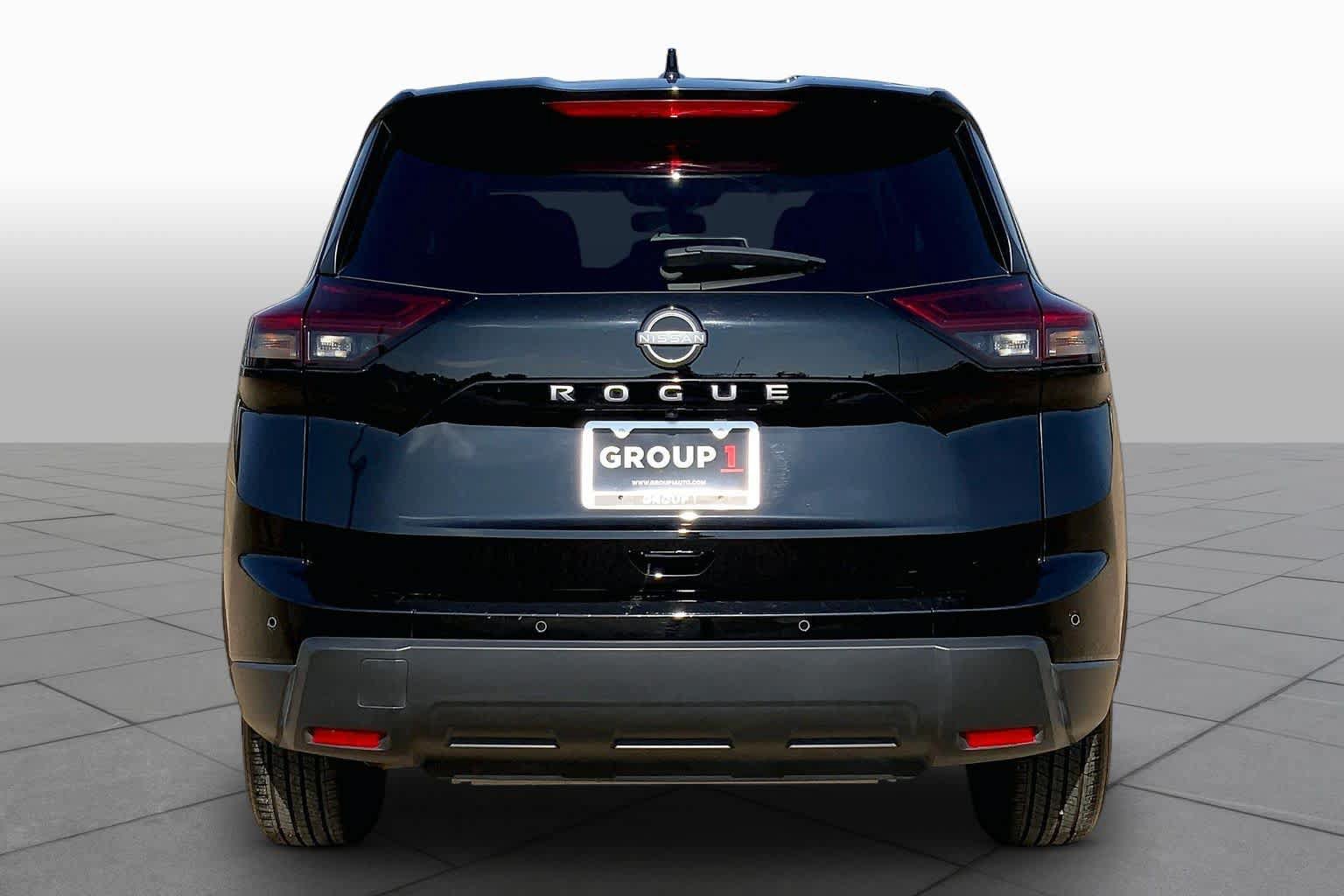 Used 2025 Nissan Rogue SV FWD image 5
