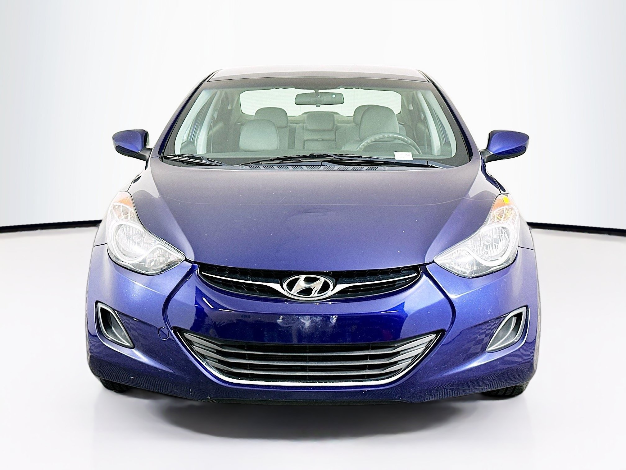 Used 2013 Hyundai Elantra GLS FWD image 2