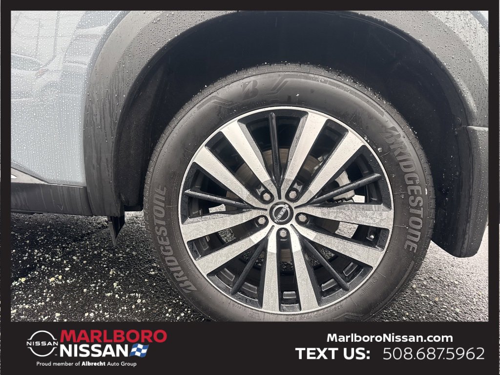 Certified 2025 Nissan Pathfinder Platinum w/ Cargo Package image 12