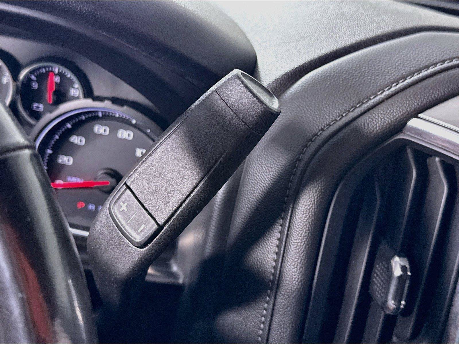 Used 2019 Chevrolet Silverado 1500 LT w/ All-Star Edition AWD/4WD image 10