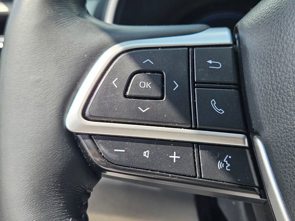 Used 2023 Toyota Highlander Platinum AWD/4WD image 26