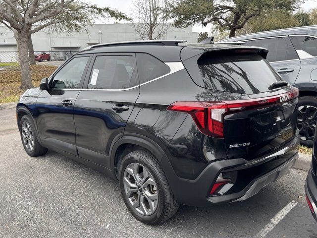 Certified 2024 Kia Seltos S image 2