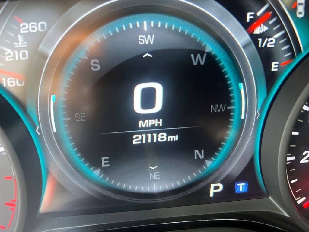 Used 2018 Chevrolet Camaro ZL1 RWD image 18