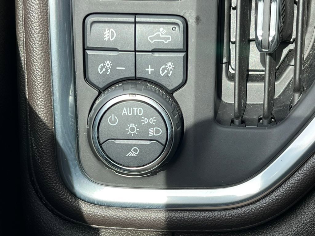 Certified 2022 Chevrolet Silverado 3500 LTZ w/ LTZ Premium Package image 28