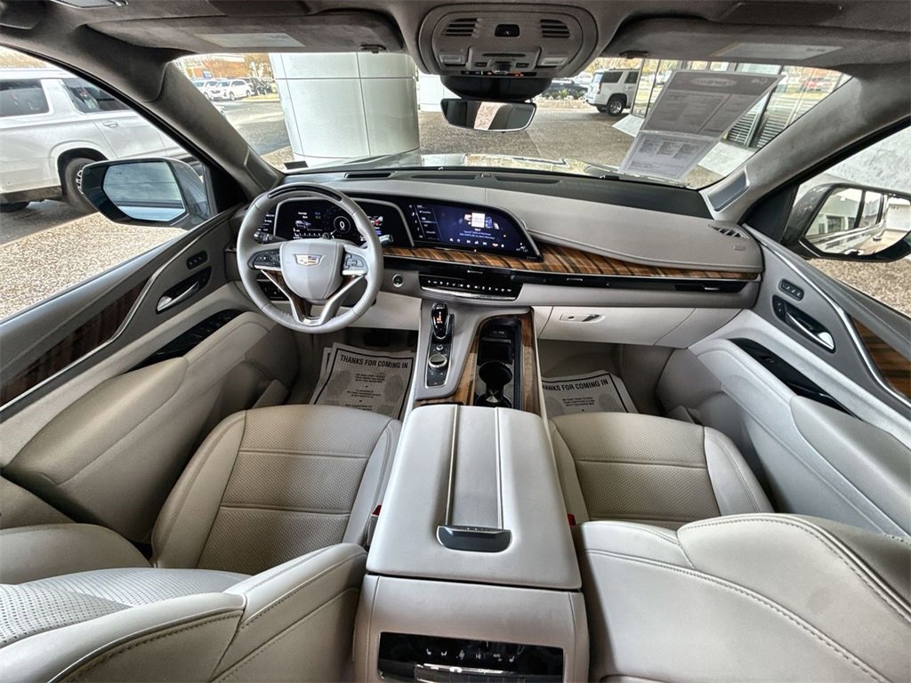 Certified 2024 Cadillac Escalade Sport Platinum w/ Heavy-Duty Trailer Package image 20