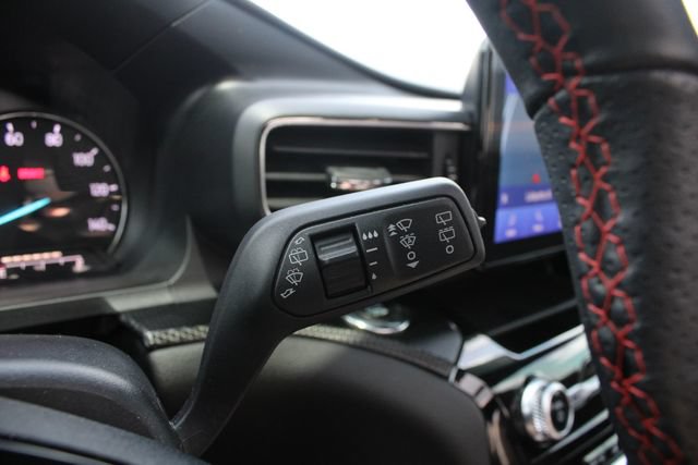 Used 2023 Ford Explorer ST-Line w/ Class IV Trailer Tow Package AWD/4WD image 15
