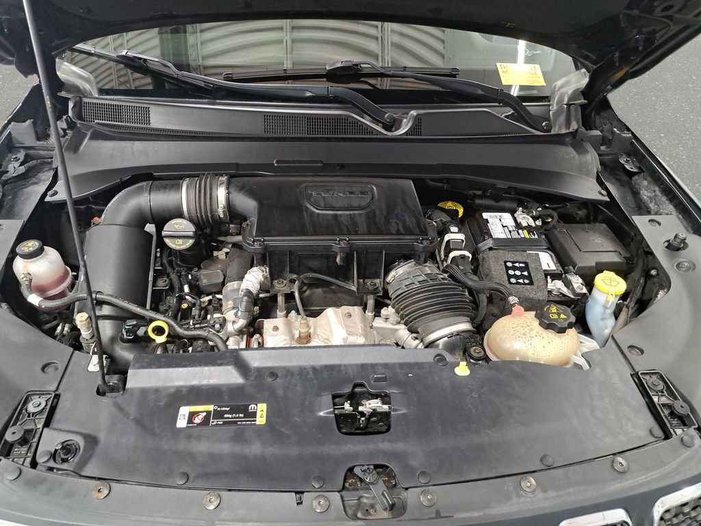 Certified 2023 Jeep Compass Latitude AWD/4WD image 28