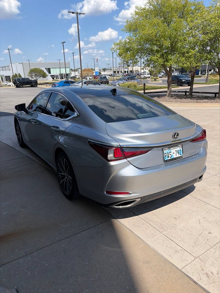 Used 2022 Lexus ES 350 w/ Premium Package FWD image 11