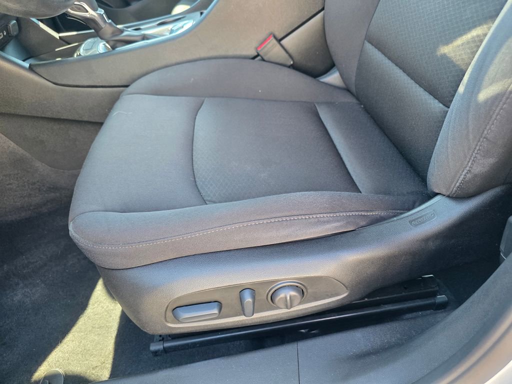 Used 2023 Chevrolet Malibu LS FWD image 8