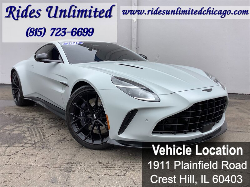 Used 2025 Aston Martin V8 Vantage Coupe image 11