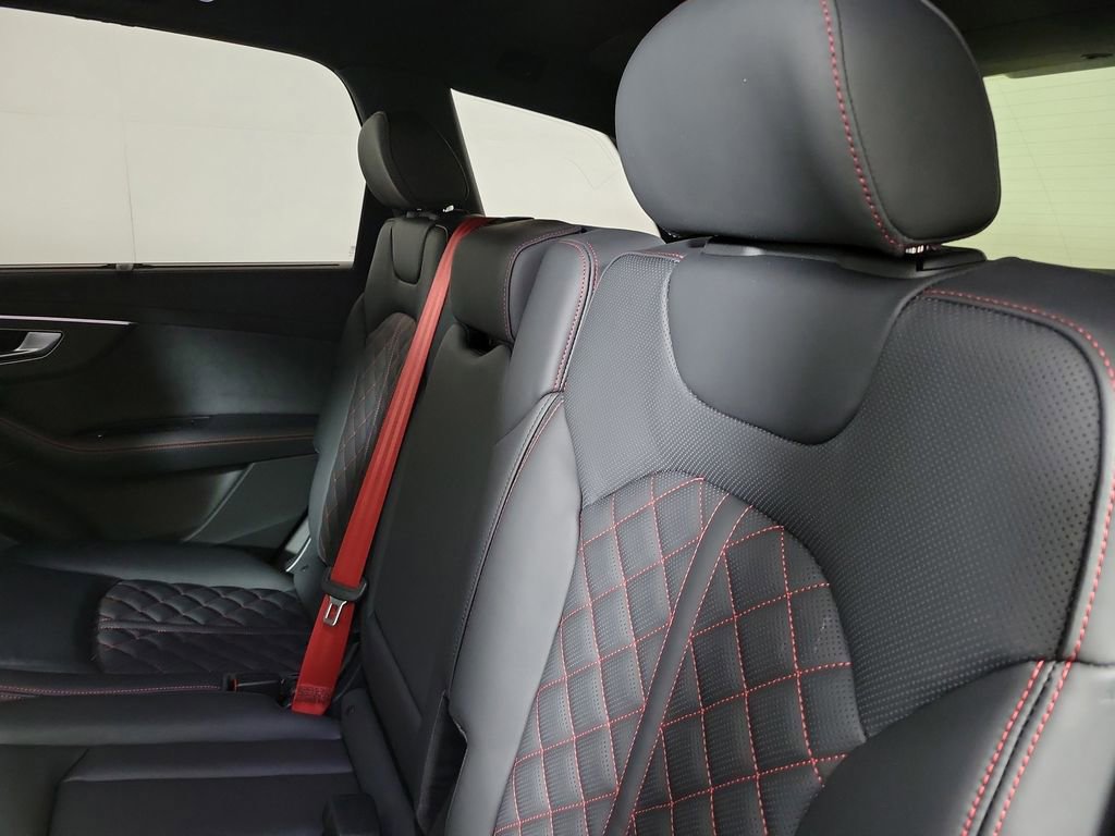 New 2026 Audi Q7 3.0T Prestige image 12