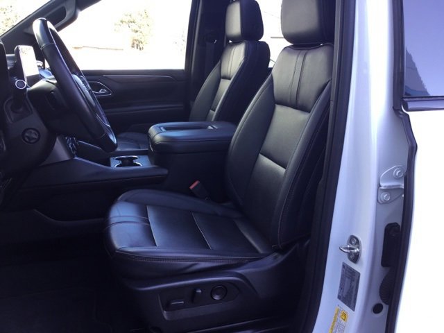 Used 2022 Chevrolet Suburban RST image 18