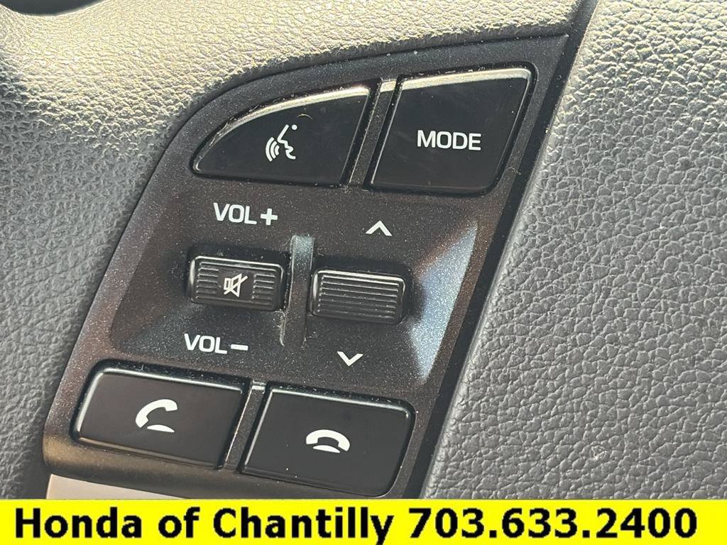 Used 2020 Hyundai Tucson Value w/ Cargo Package AWD/4WD image 12