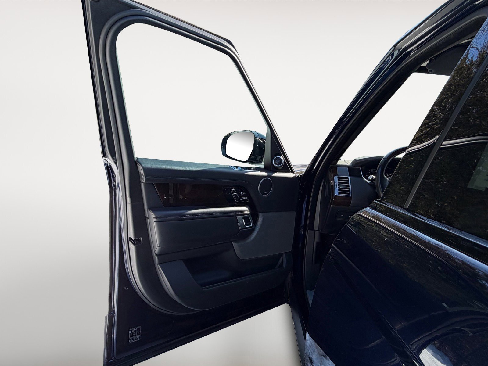 Used 2022 Land Rover Range Rover Westminster Edition image 11