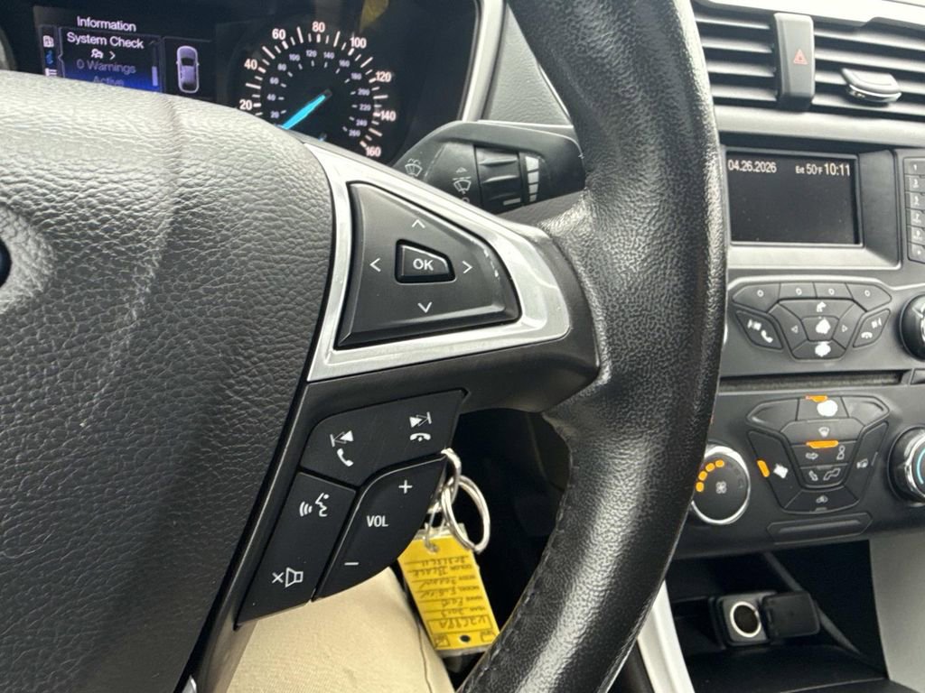 Used 2013 Ford Fusion SE FWD image 29