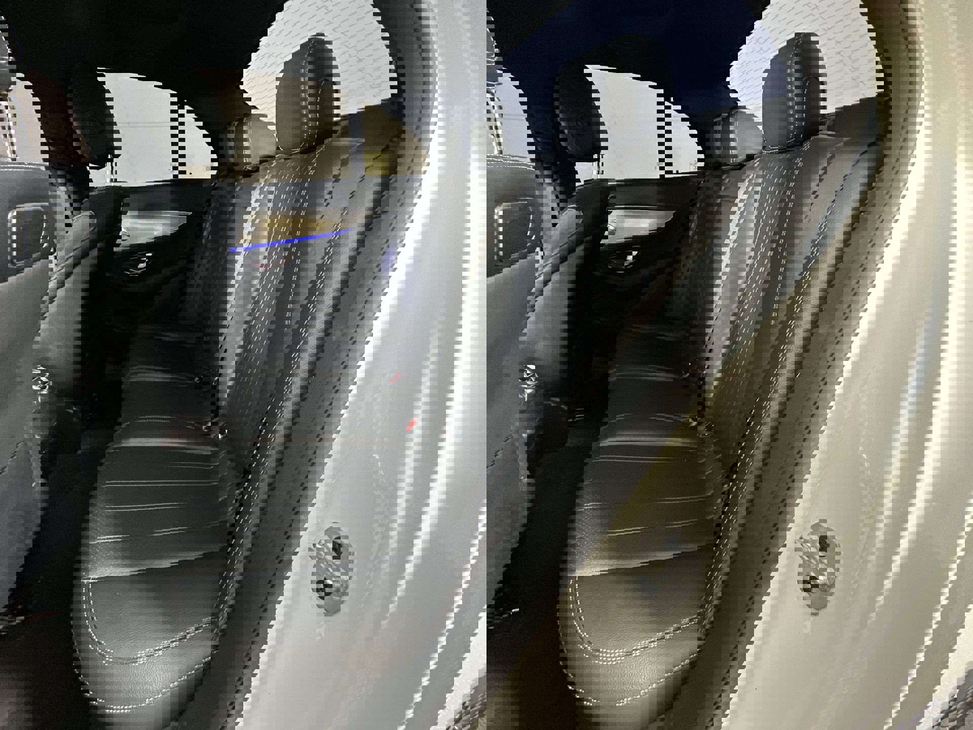 Used 2019 Mercedes-Benz E 300 image 27