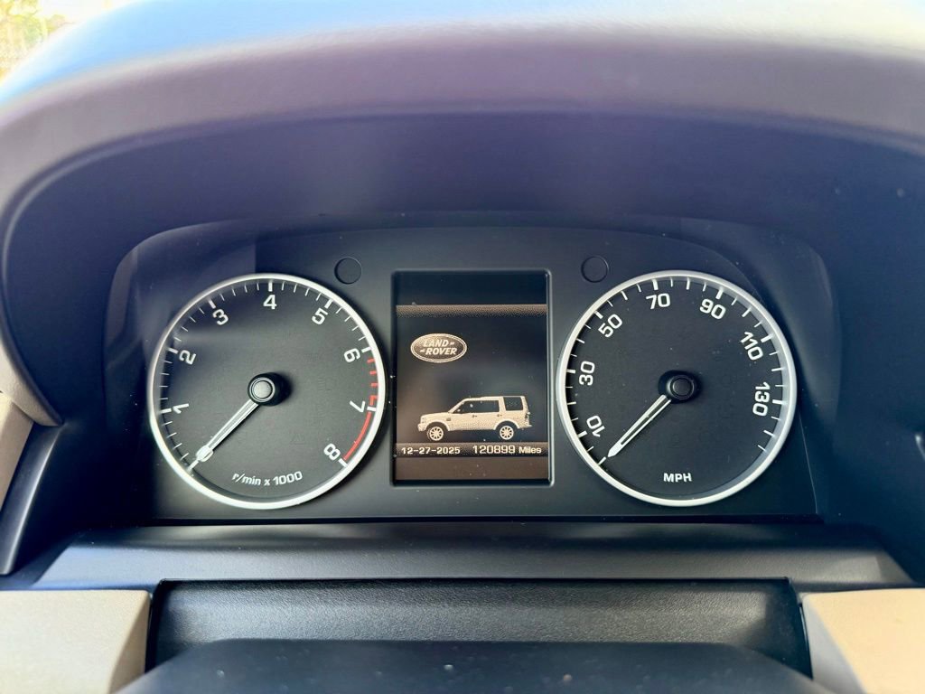 Used 2011 Land Rover LR4 HSE image 32