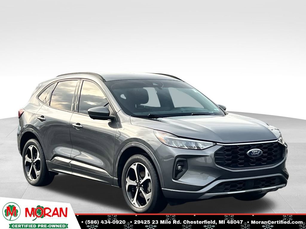Used 2023 Ford Escape ST-Line Select w/ Tech Pack #2 image 7