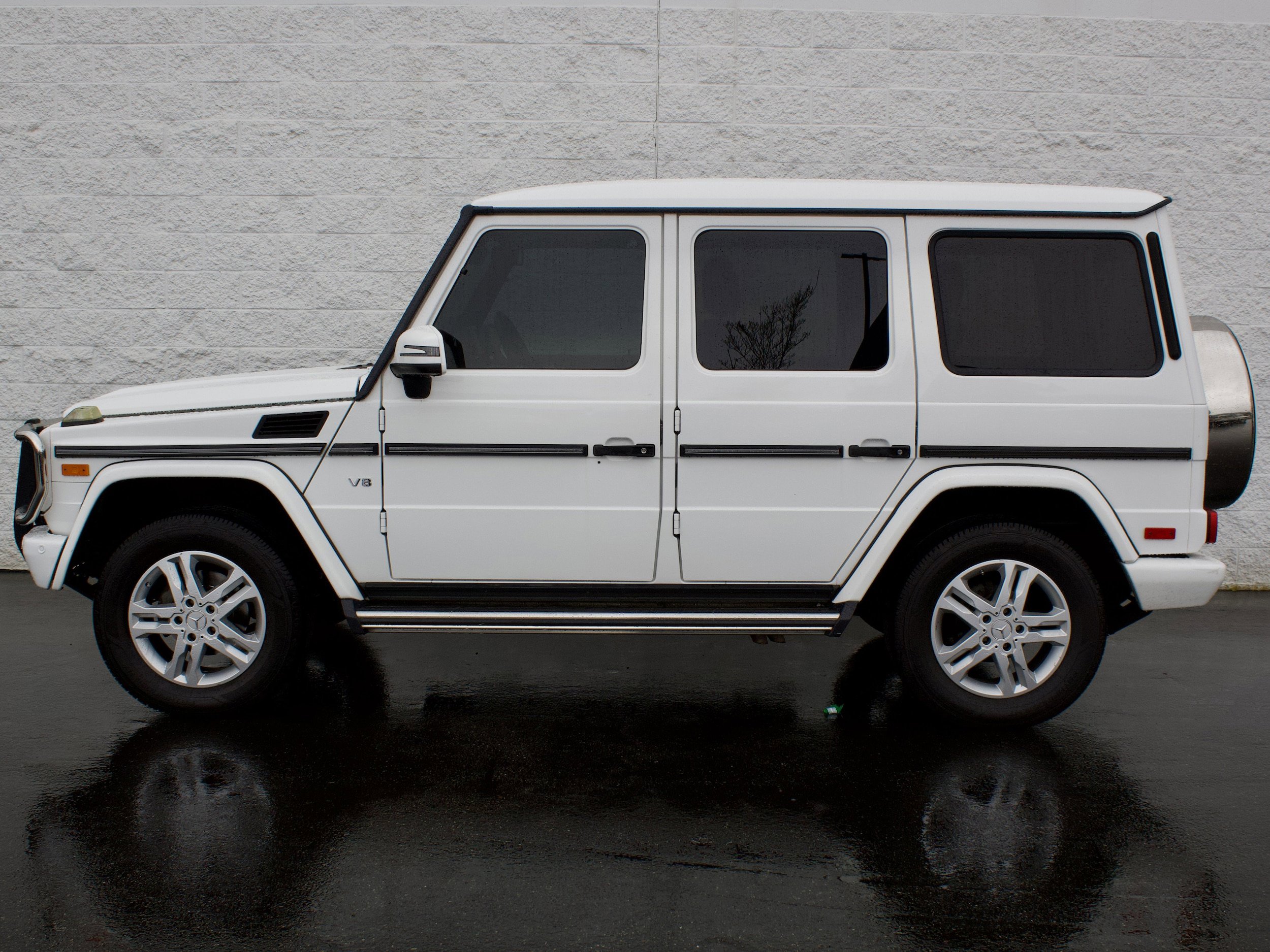 Used 2015 Mercedes-Benz G 550 image 4