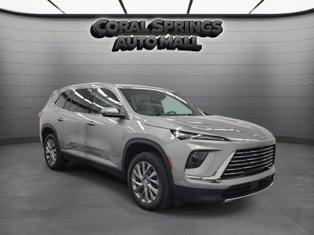 Used 2025 Buick Enclave Preferred FWD image 1