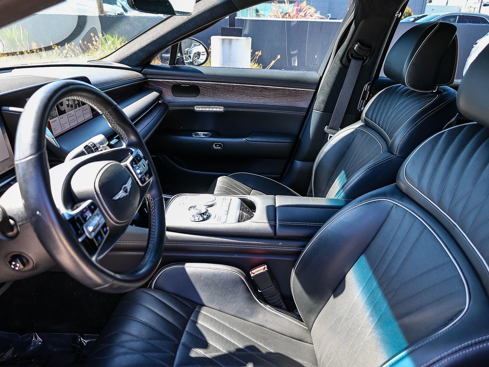 Used 2023 Genesis G90 3.5T AWD/4WD image 21