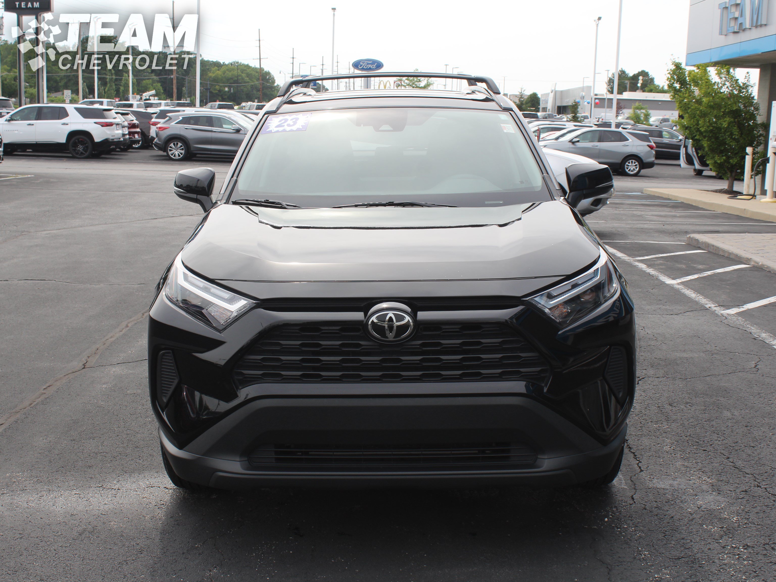 Used 2023 Toyota RAV4 XLE w/ Convenience Package AWD/4WD image 9