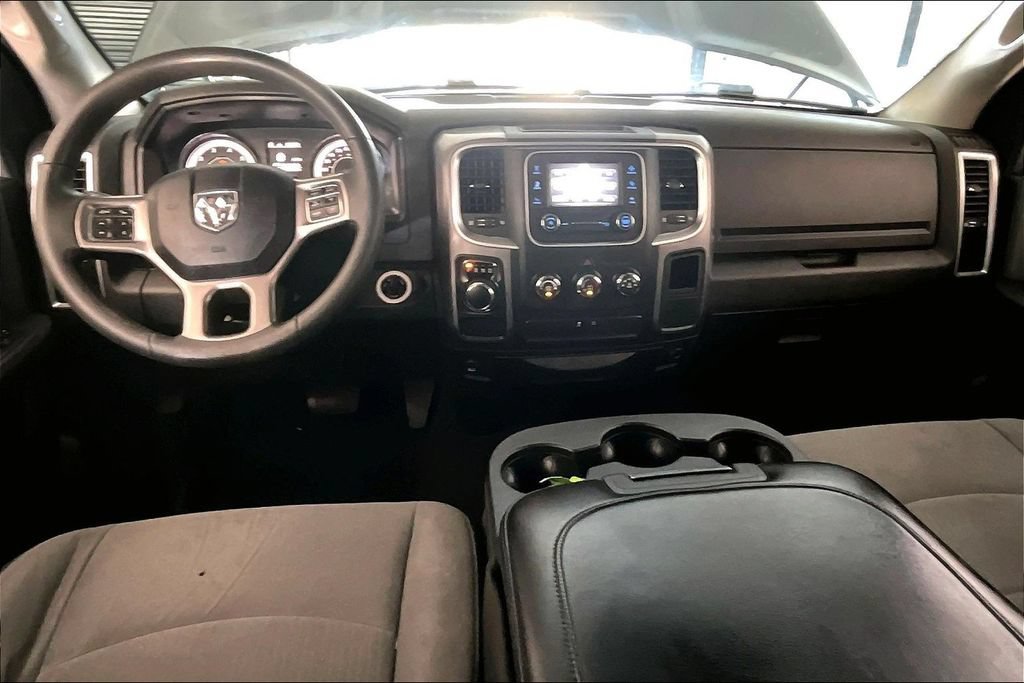 Used 2021 RAM 1500 Classic SLT RWD image 8