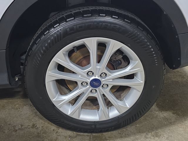 Used 2017 Ford Escape SE FWD image 33