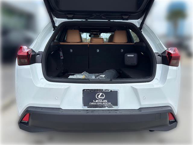 New 2026 Lexus UX 300h FWD image 8