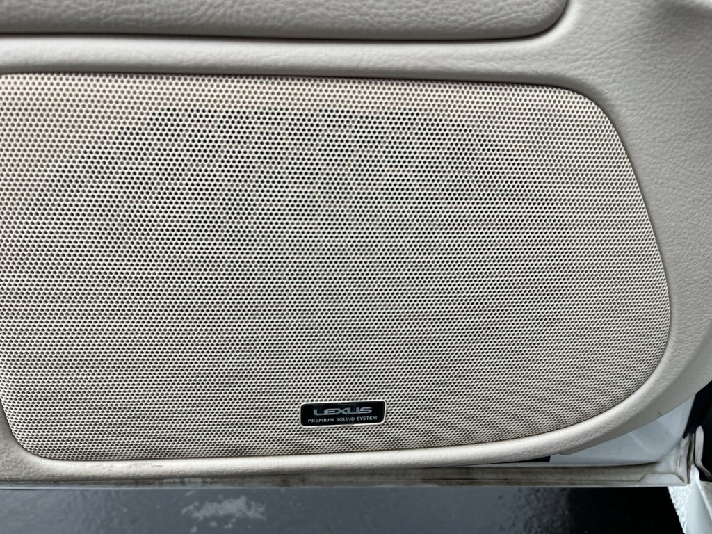 Used 2011 Lexus LS 460 w/ Comfort Pkg image 11