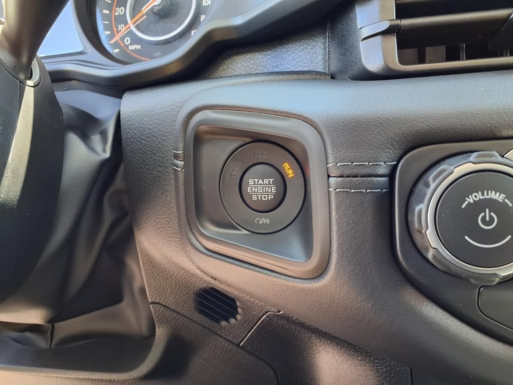 New 2026 Jeep Gladiator Sport AWD/4WD image 8