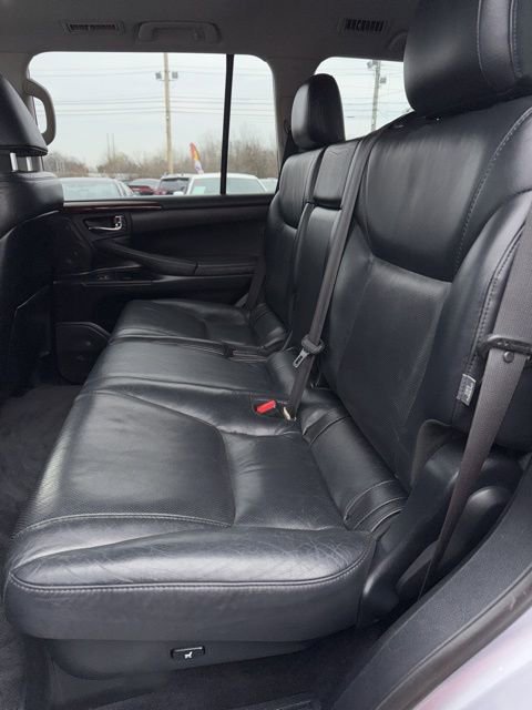 Used 2011 Lexus LX 570 570 w/ Luxury Pkg image 10