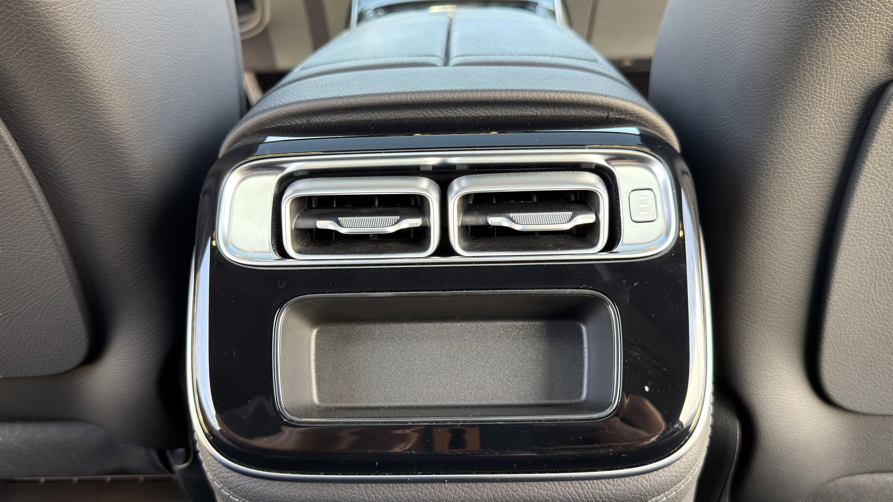 Used 2022 Mercedes-Benz S 500 S 500 w/ AMG Line Package image 29