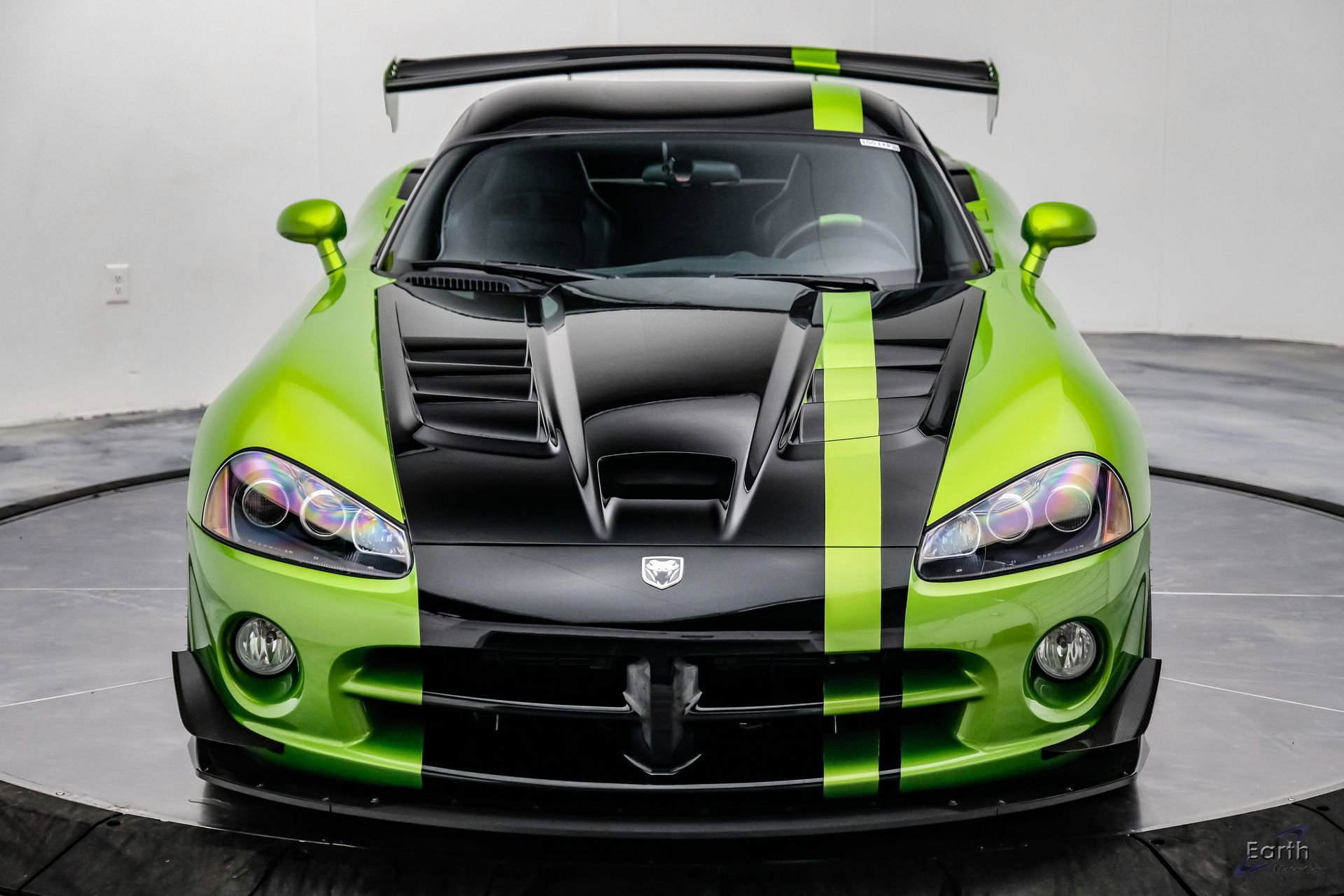 Used 2010 Dodge Viper ACR RWD image 35