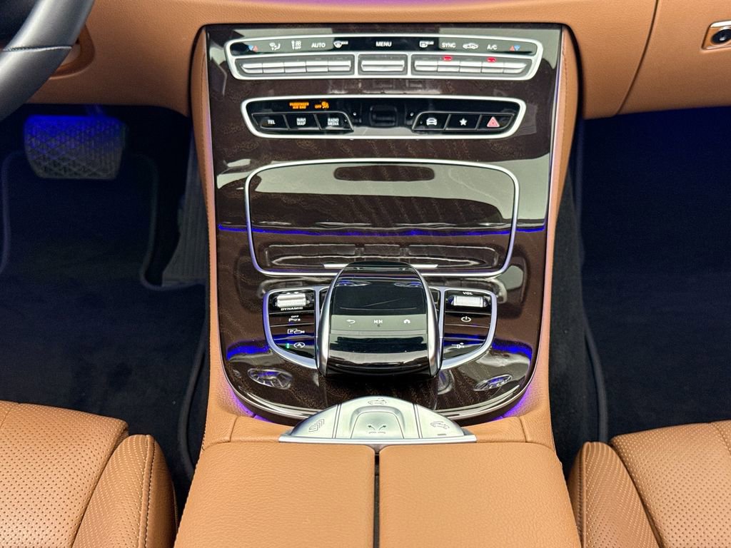 Used 2023 Mercedes-Benz E 450 Cabriolet image 12