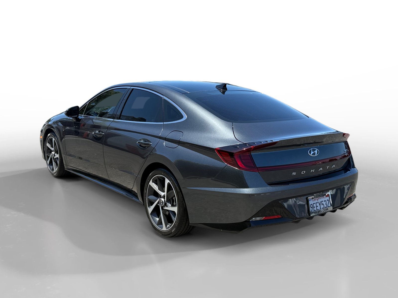 Certified 2023 Hyundai Sonata SEL Plus w/ Cargo Package FWD image 3