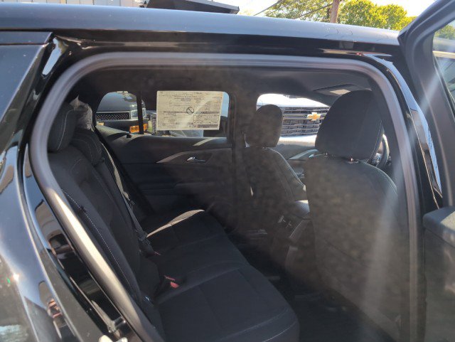 New 2026 Chevrolet Equinox EV LT image 14