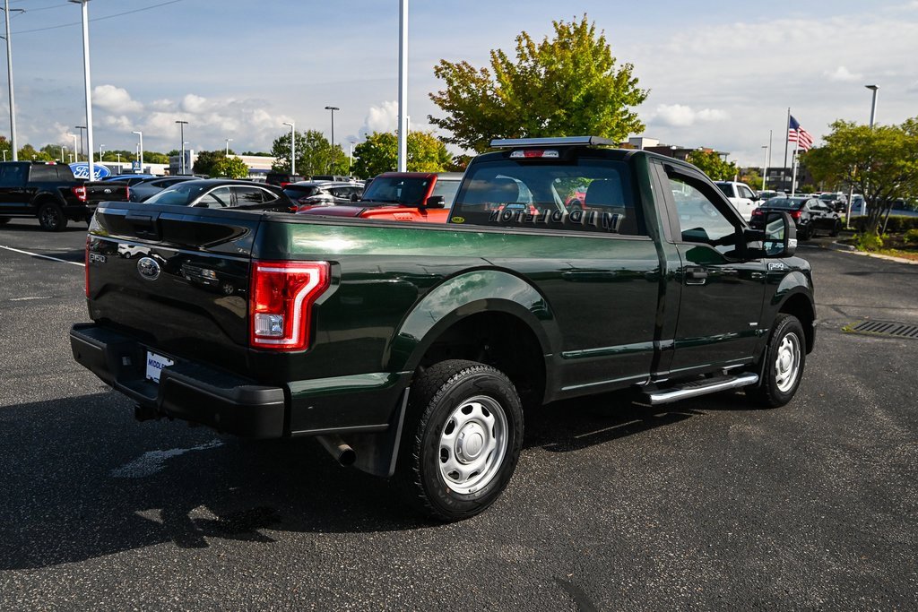 Used 2017 Ford F150 XL w/ Heavy-Duty Payload Package image 5