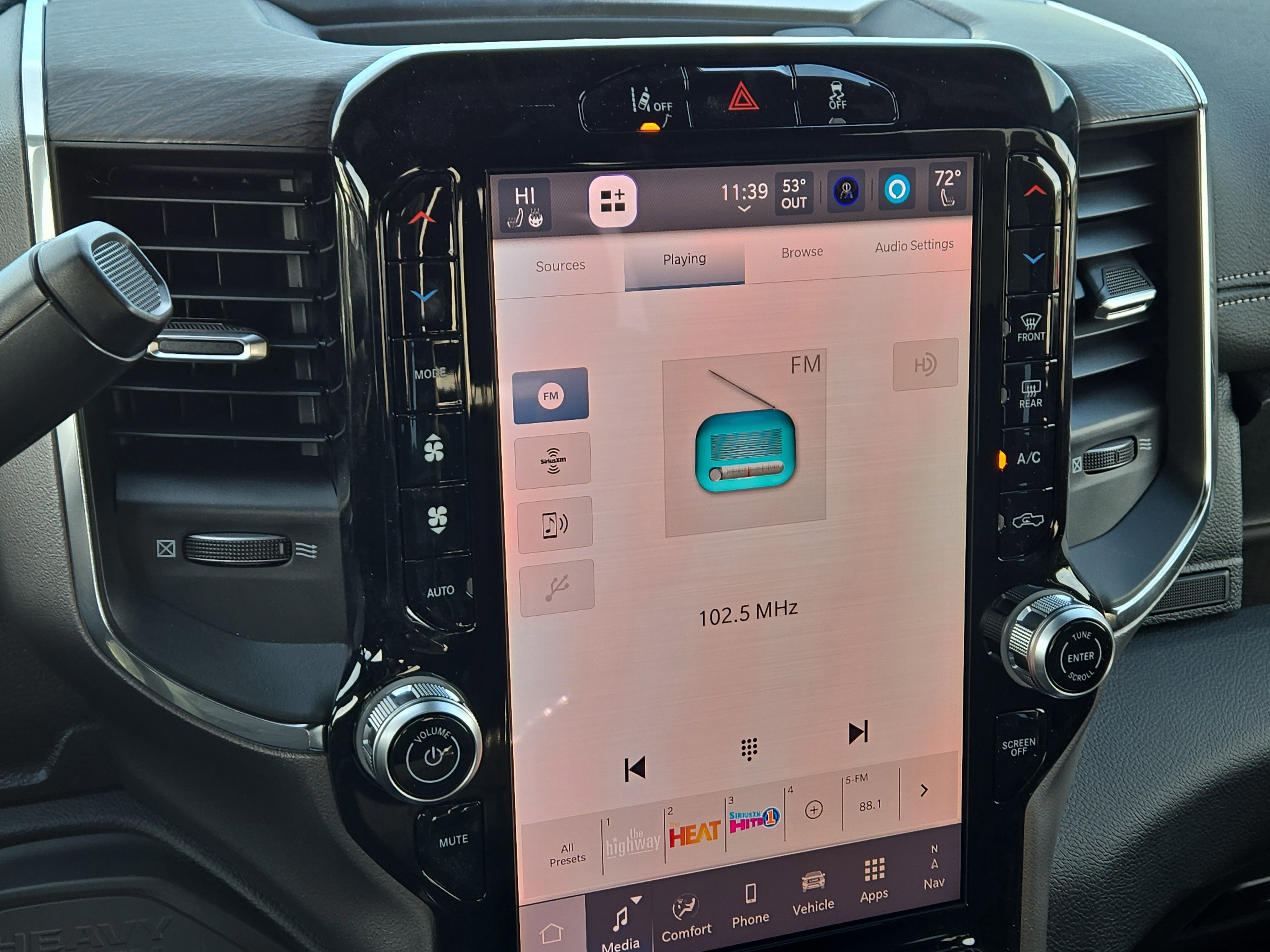 New 2026 RAM 2500 Laramie w/ Sport Appearance Package image 27