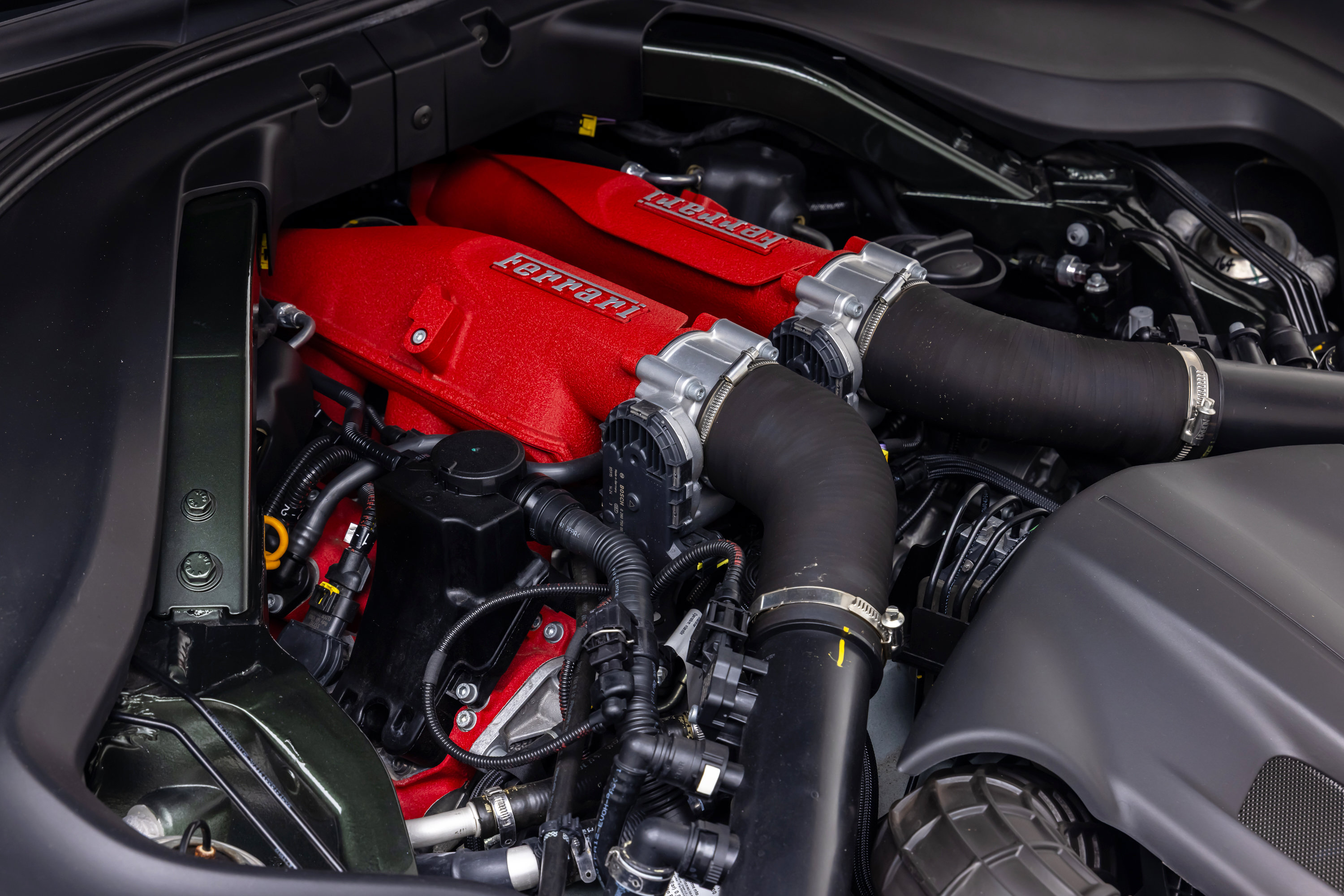 Certified 2019 Ferrari Portofino RWD image 48