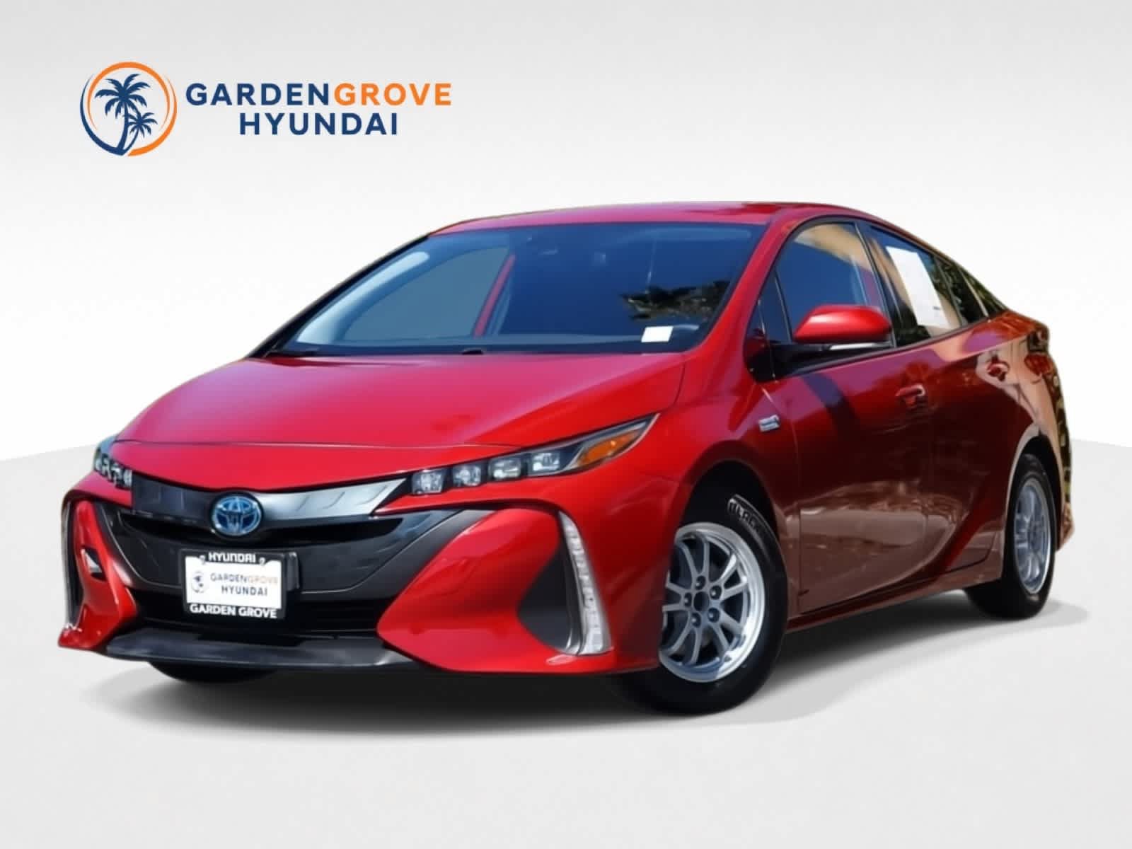 Used 2020 Toyota Prius Prime XLE FWD image 1