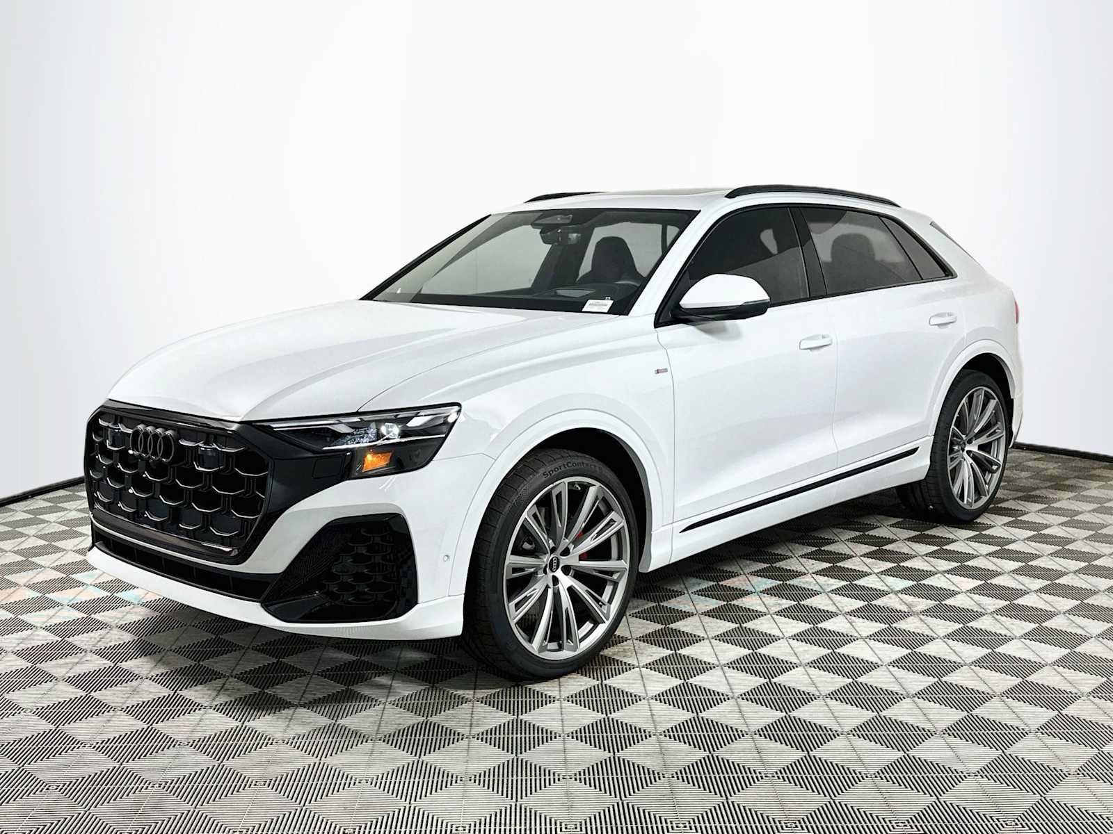 New 2027 Audi Q8 Prestige AWD/4WD image 3