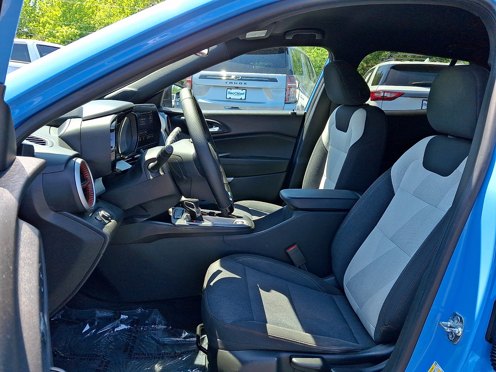 Certified 2024 Chevrolet Trax RS FWD image 14