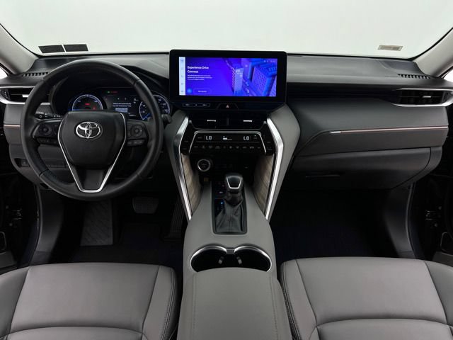 Used 2024 Toyota Venza XLE AWD/4WD image 21