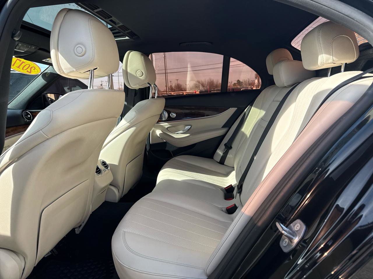 Used 2017 Mercedes-Benz E 300 image 12