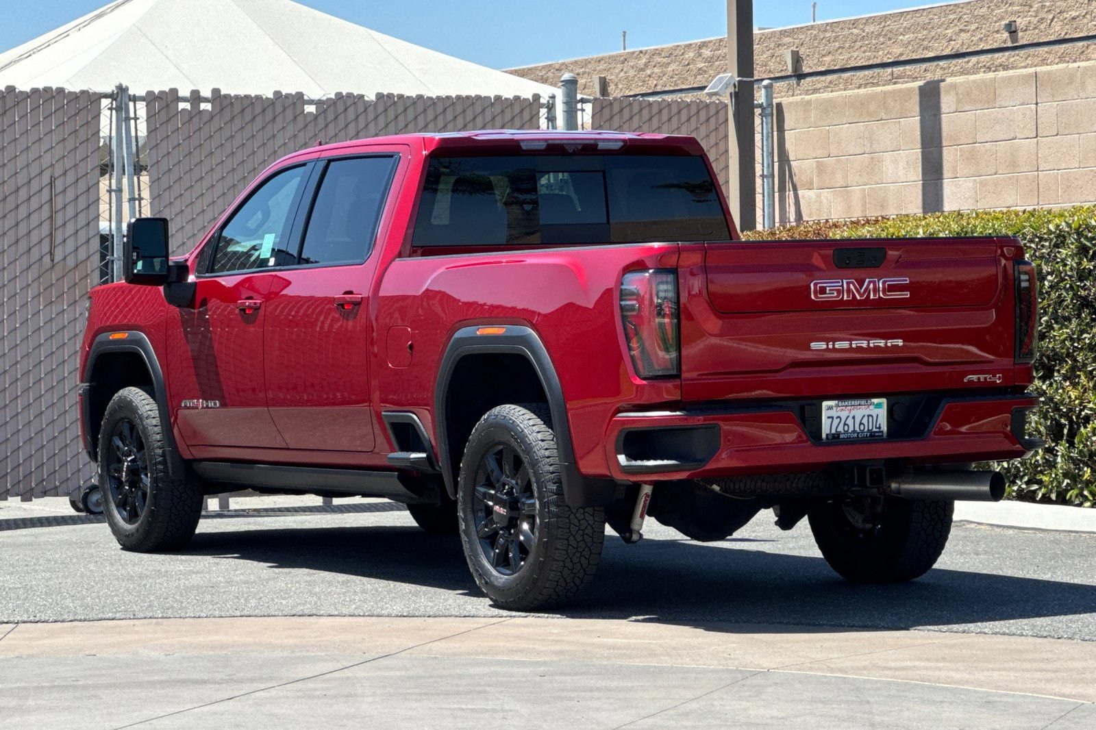 Certified 2025 GMC Sierra 2500 AT4 w/ AT4 Premium Plus Package AWD/4WD image 6