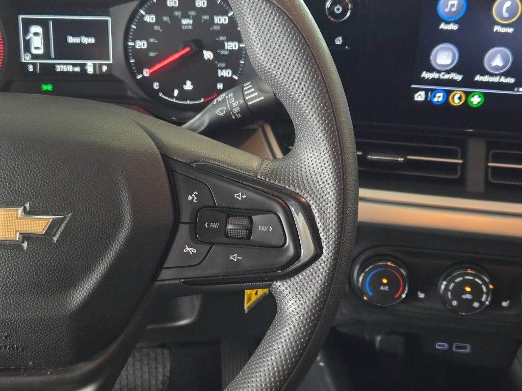 Certified 2024 Chevrolet Trax LS w/ LS Convenience Package FWD image 24