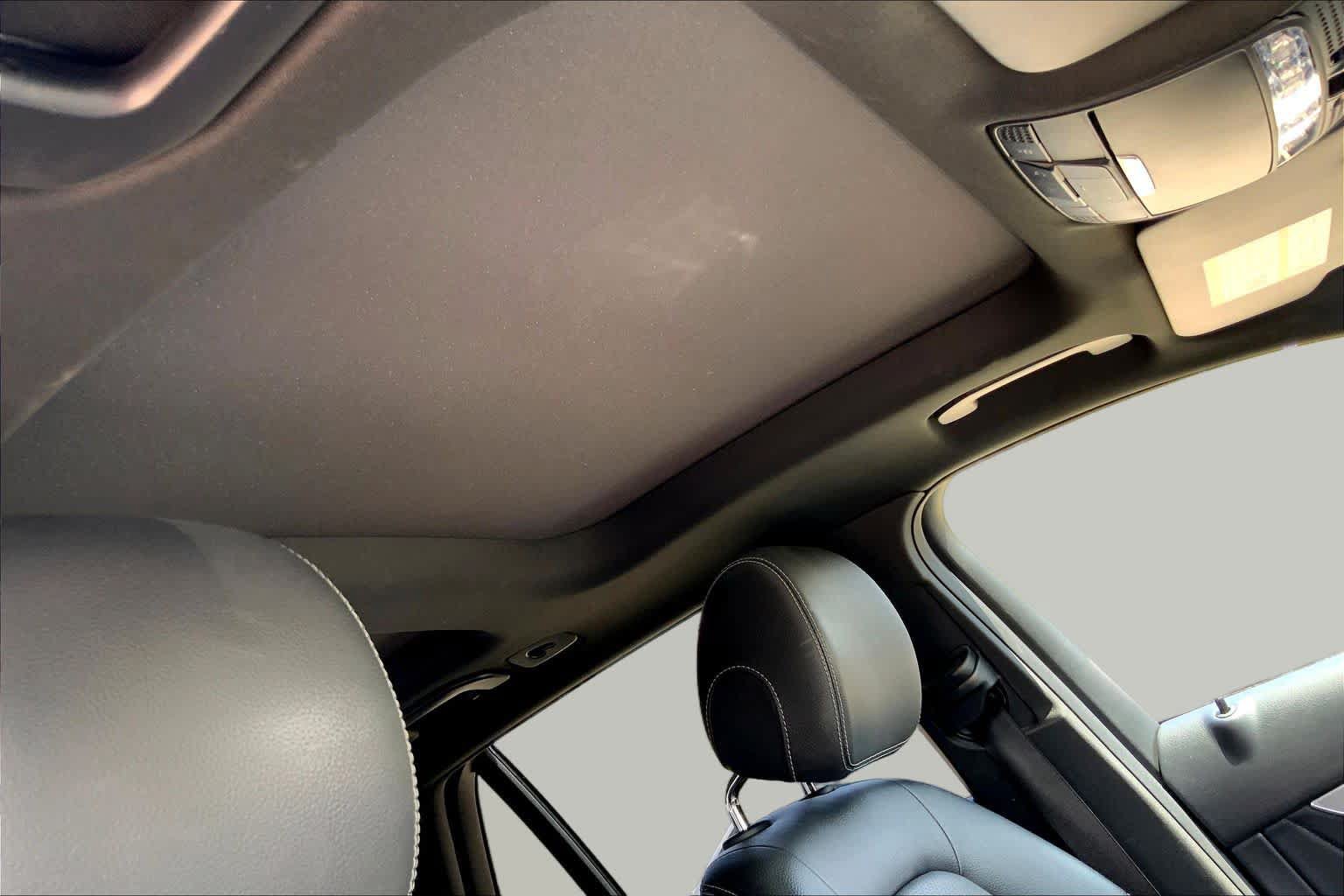 Used 2019 Mercedes-Benz GLC 300 image 13