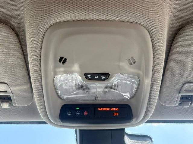 Used 2023 Buick Encore GX Select w/ Sport Touring Package FWD image 27